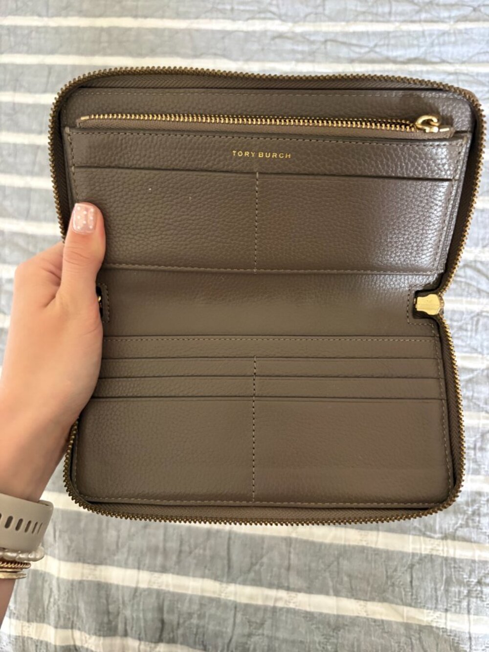 Tory Burch Wallet - Picture 4 of 4